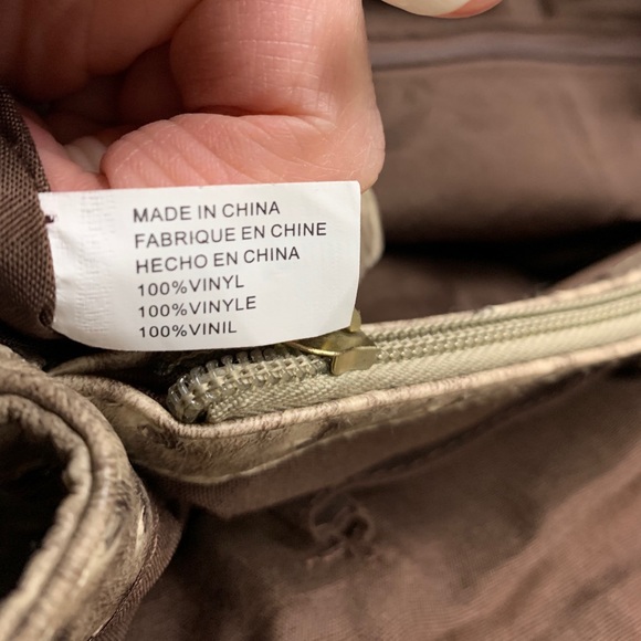 Del Mano Ostrich-Look Large Tote Bag - Picture 9 of 13